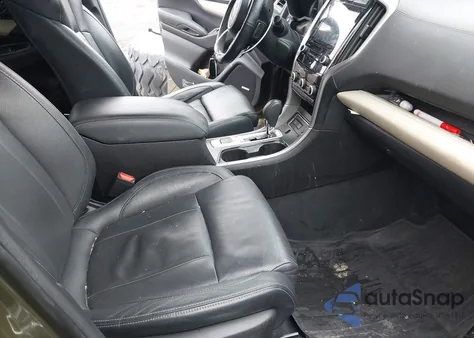 2022 Subaru Ascent Limited z USA, uszkodzony, nr VIN 4S4WMAPD6N3449973